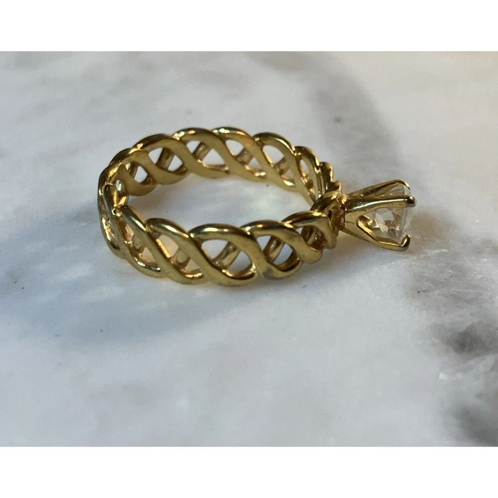 VTG Gold Tone Woven Band Solitaire Ring Round White Clear Stone Engagement 7.5